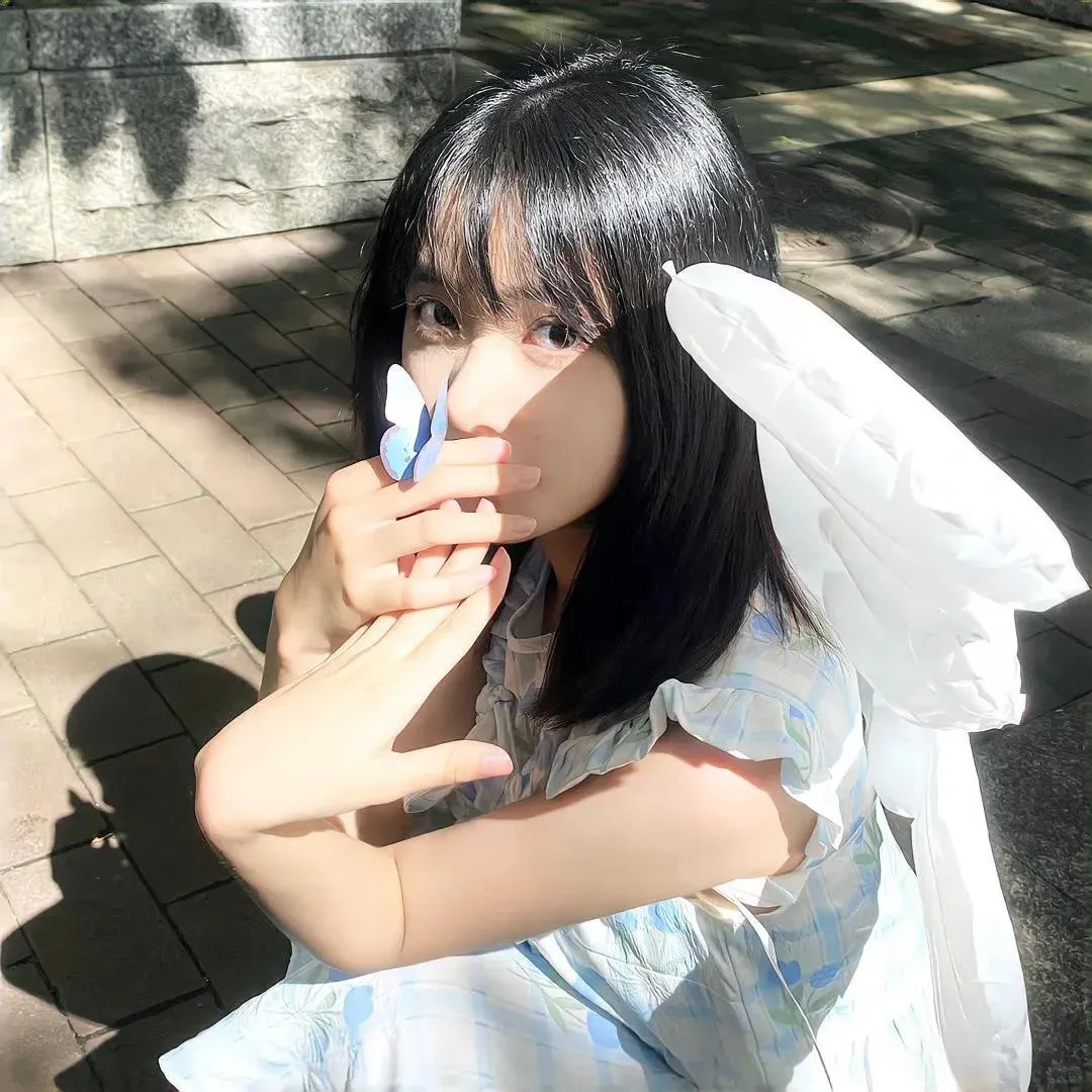 李